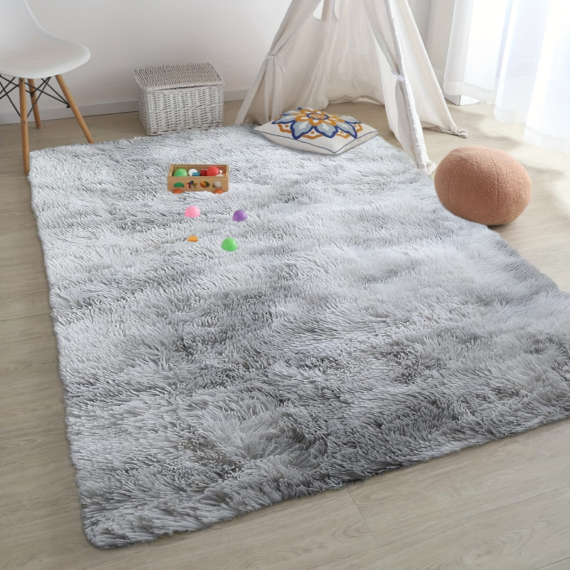 VIKAMA Light-Coloured Shaggy R - Camping Outdoor Or Indoor recensione e prezzo