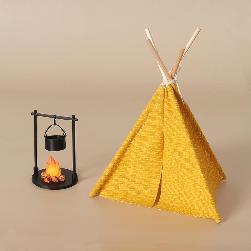 🛒1:12 Scale Camping Tent Model - Outdoor Y Camping recensione e prezzo